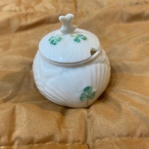 RARE FIND Belleek Harp Shamrock Mini Sugar Bowl with lid